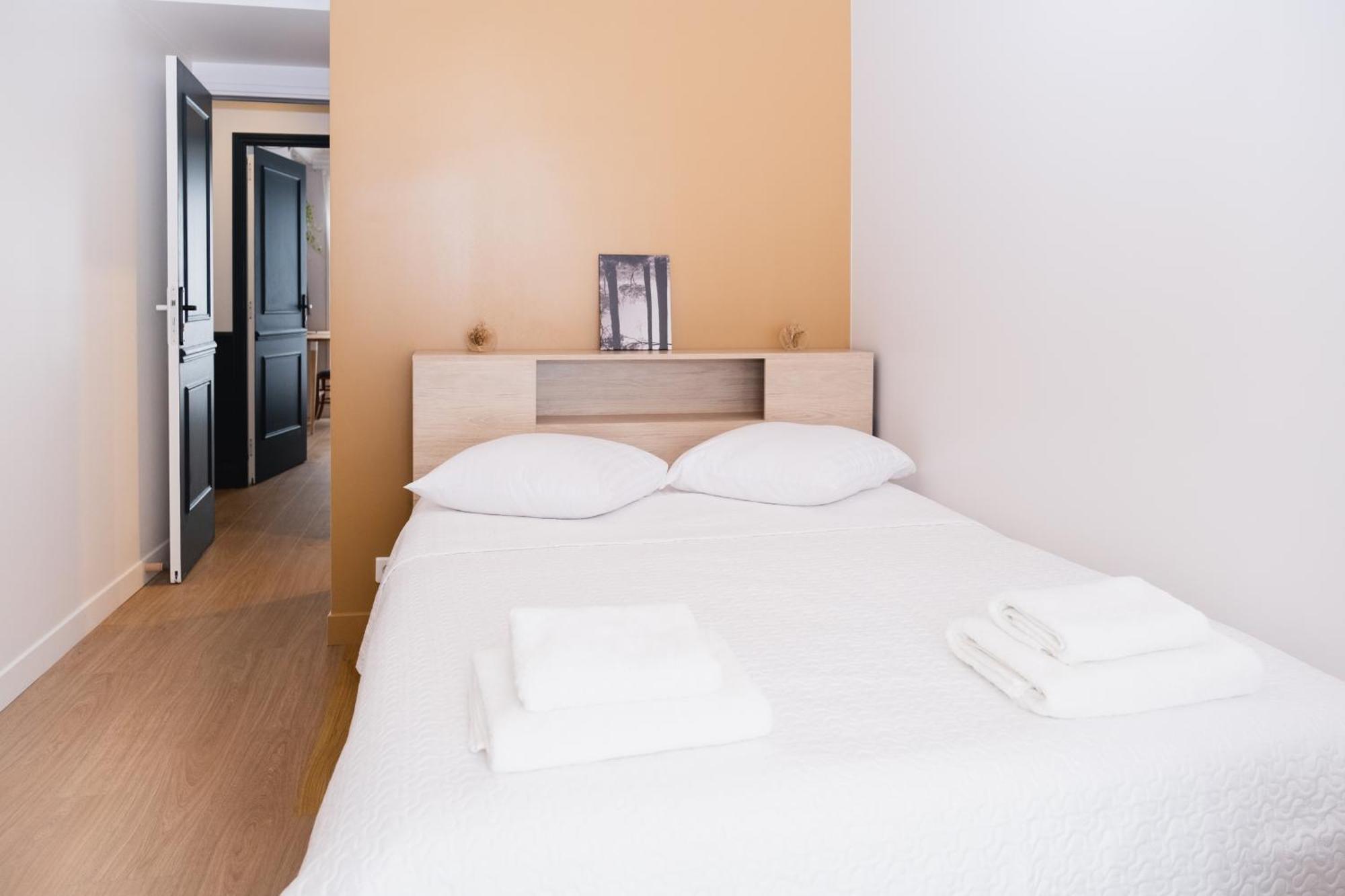 Sublime 3 Rooms Showers Bois-Colombes エクステリア 写真