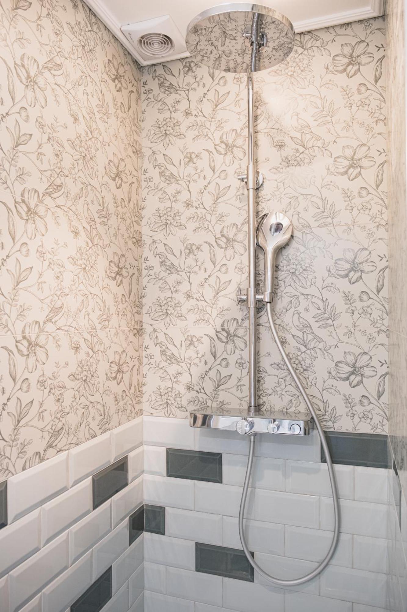 Sublime 3 Rooms Showers Bois-Colombes エクステリア 写真